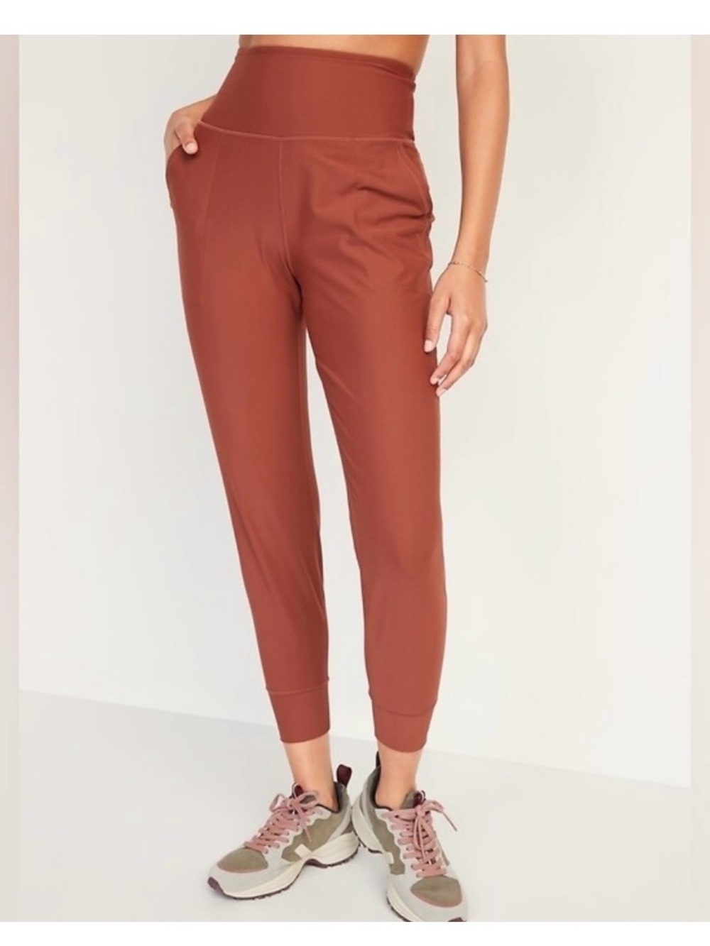 Old Navy High-Waisted PowerSoft Joggers Rust Size large.